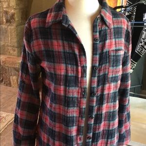 Buttons down shirt / over shirt